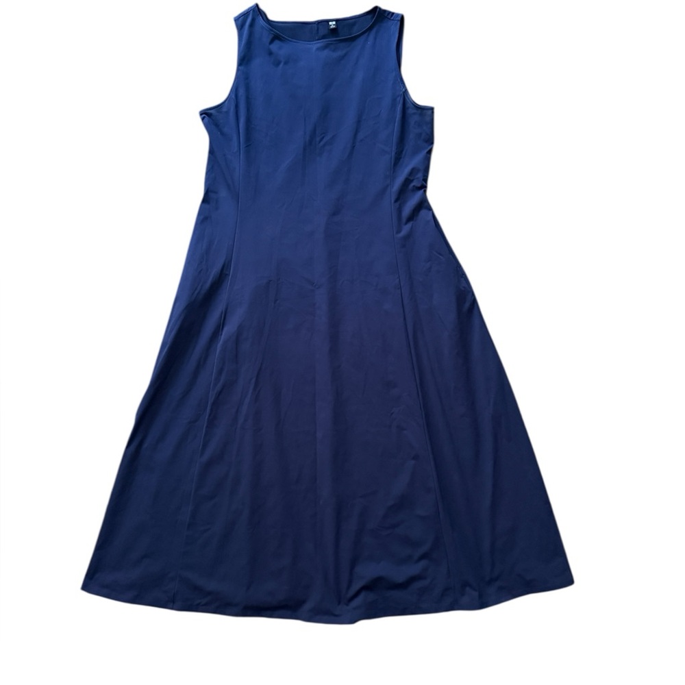 Uniqlo ultra stretch navy dress
SizeXL